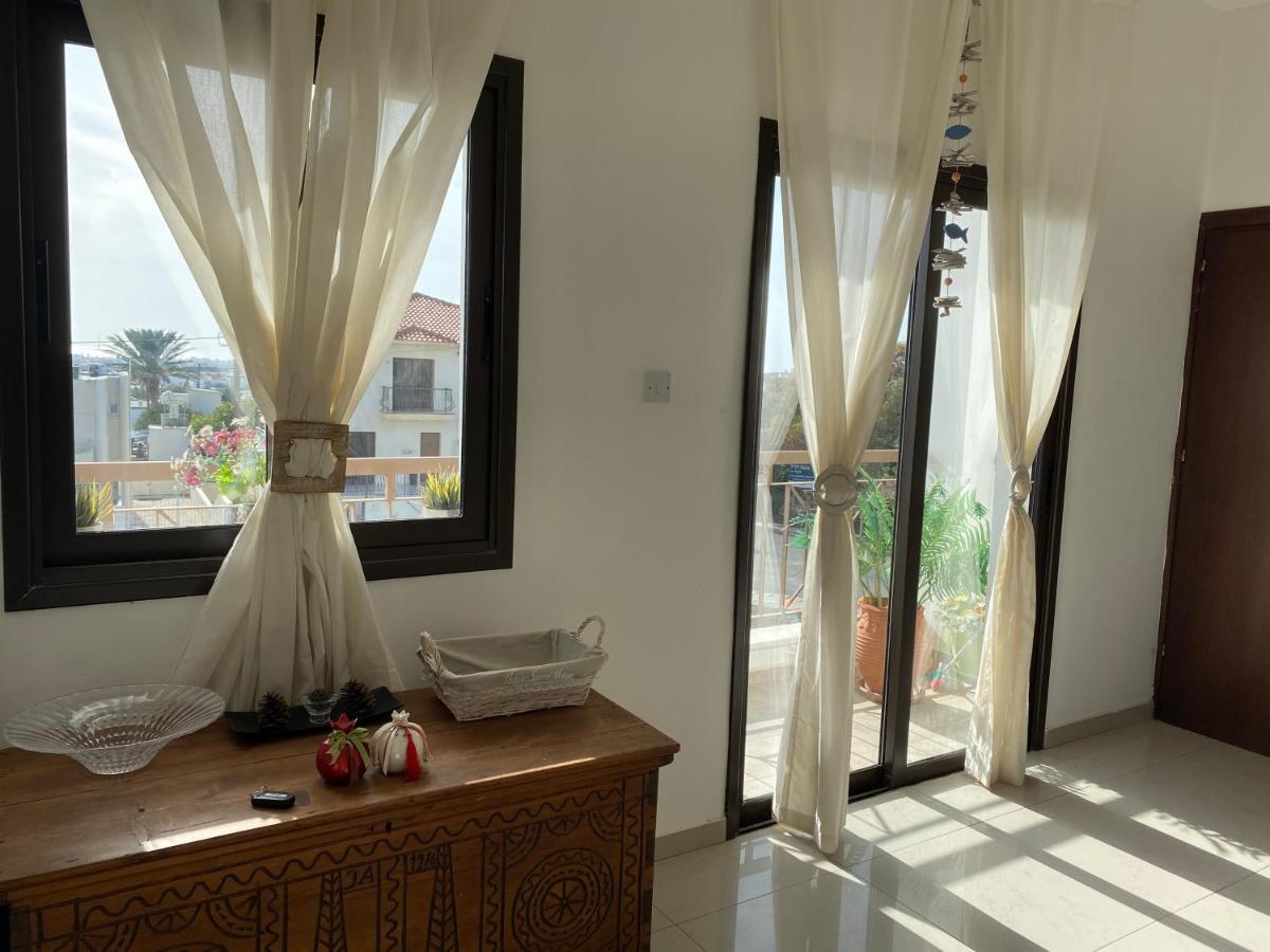 Two Bedroom Duplex :Mountain And Sea View Larnaca Exterior photo
