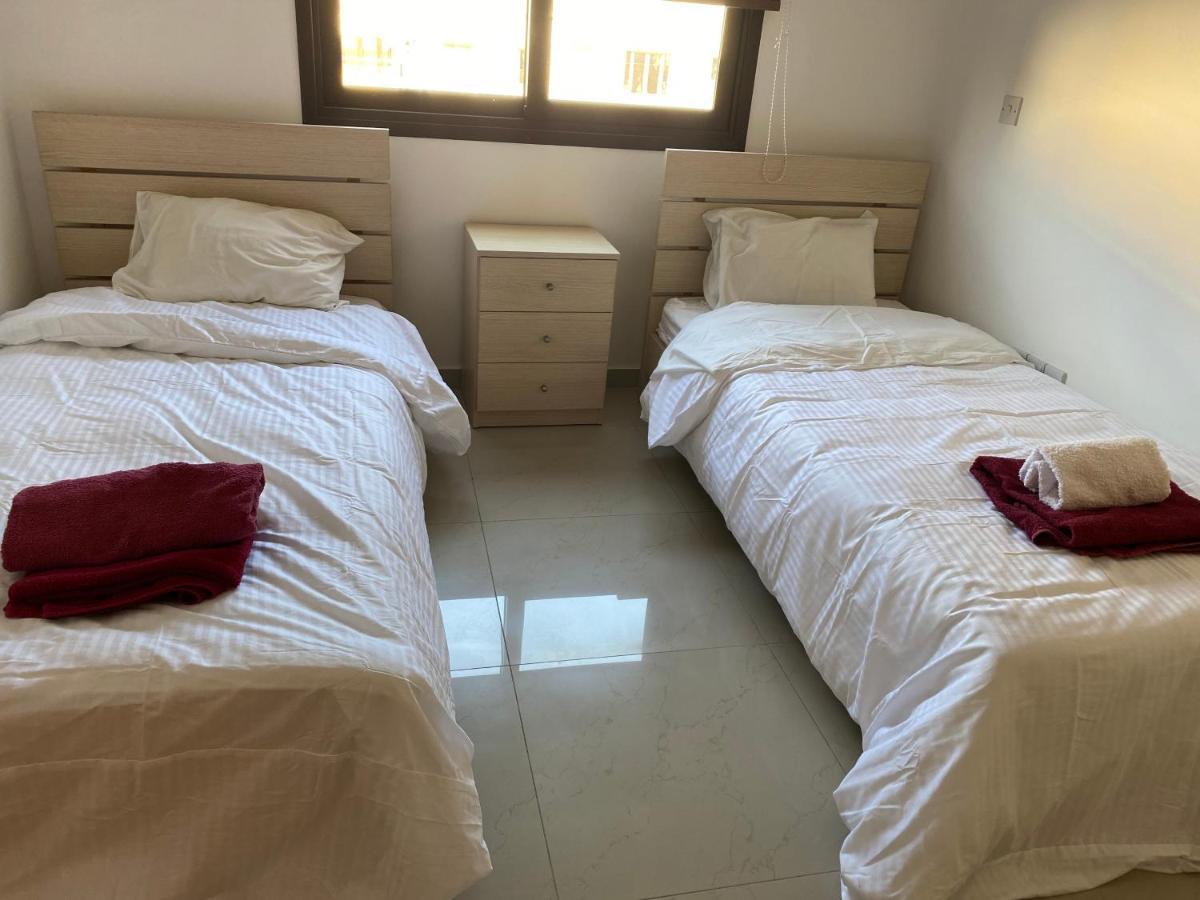 Two Bedroom Duplex :Mountain And Sea View Larnaca Exterior photo